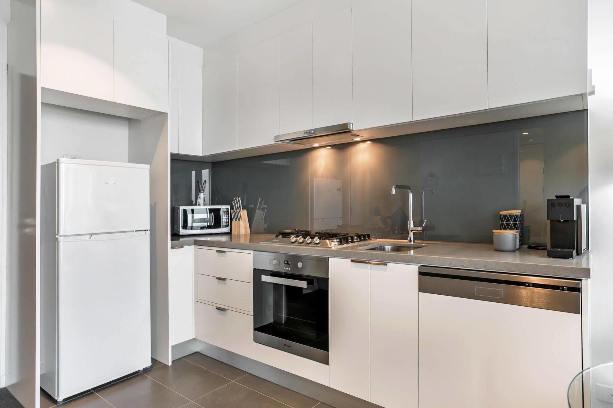 Serviced Apartments Melbourne - Platinum Eksteriør bilde